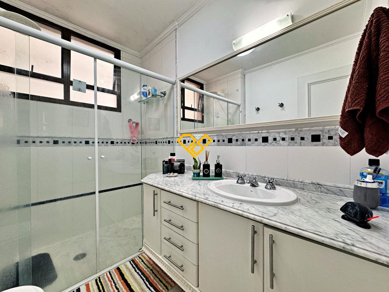 Apartamento à venda no Embaré: Wc social