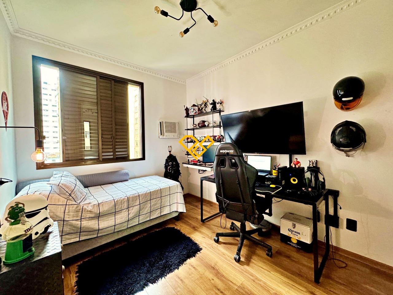 Apartamento à venda no Embaré: Dormitório 3