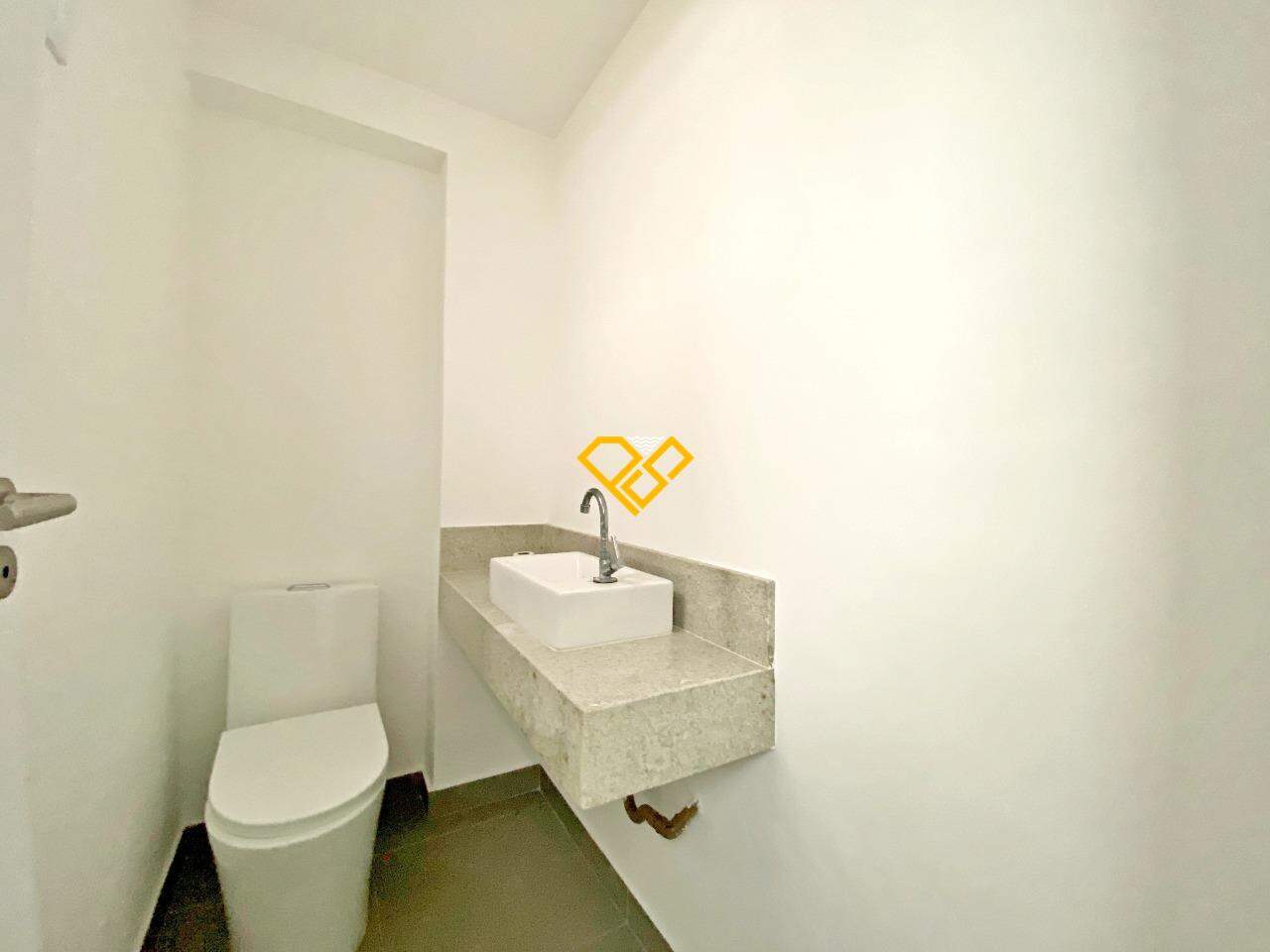 Apartamento Duplex para aluguel no Marapé: Lavabo