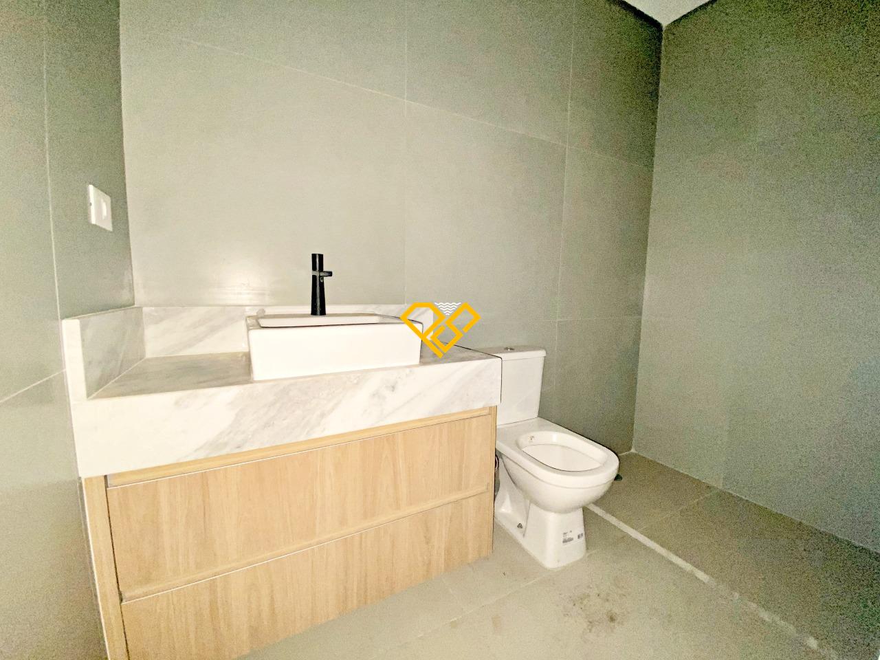 Apartamento à venda no José Menino: Wc social
