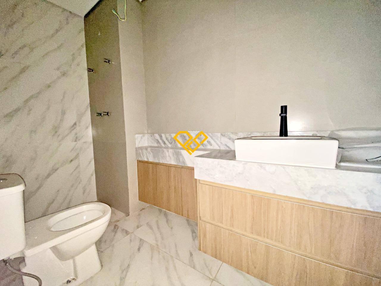 Apartamento à venda no José Menino: Wc suíte