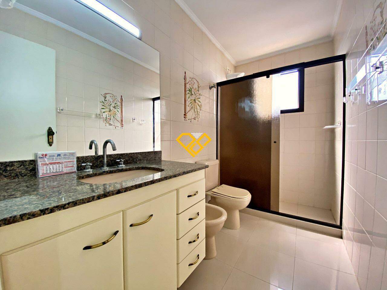 Apartamento para aluguel no Ponta da Praia: Wc social