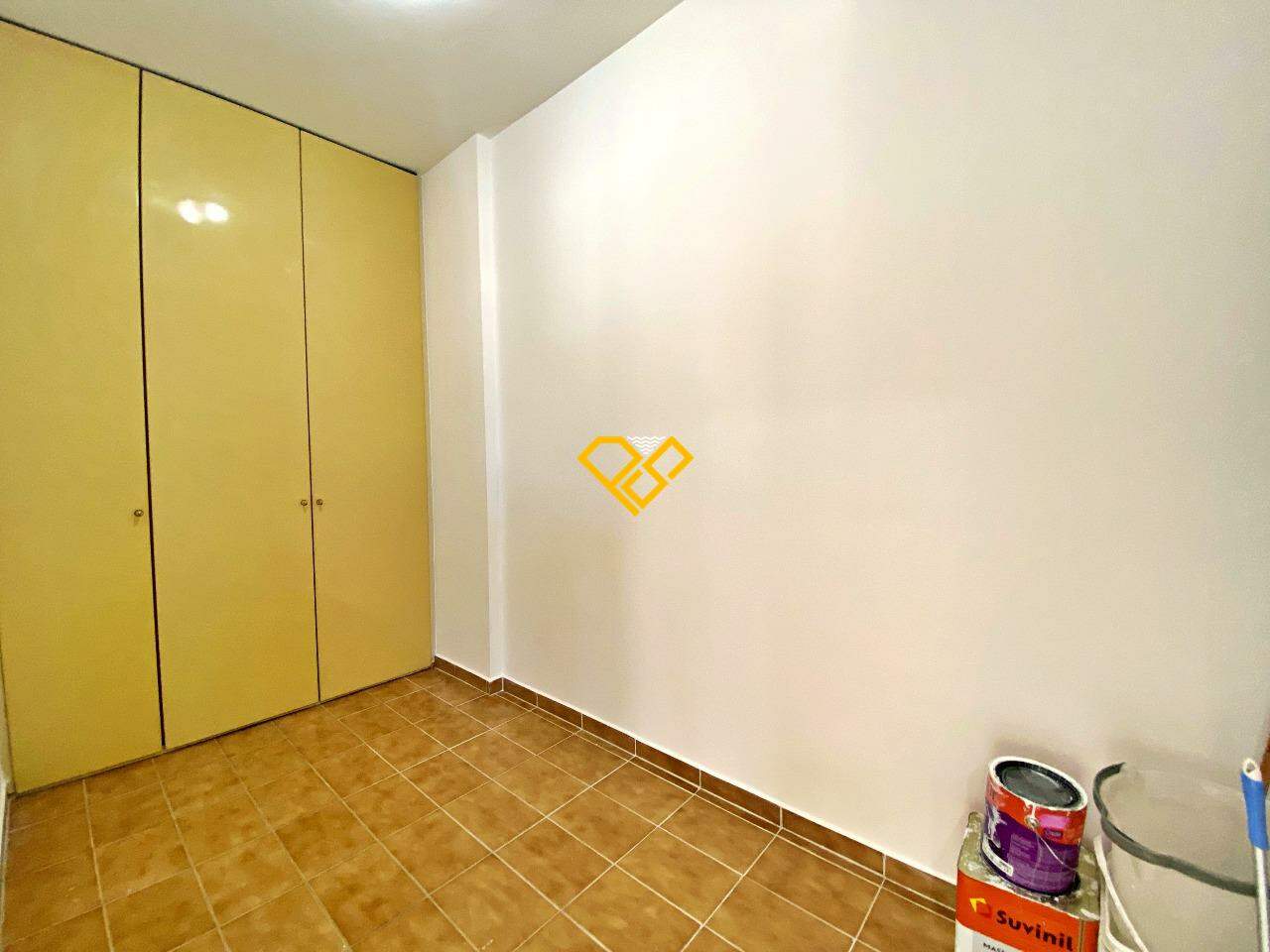Apartamento para aluguel no Ponta da Praia: Dependência