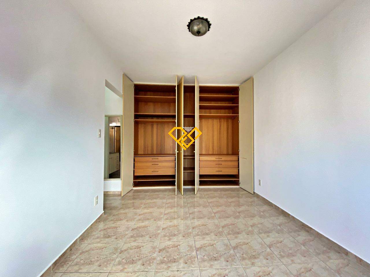 Apartamento para aluguel no Ponta da Praia: Dormitório 1 - suíte