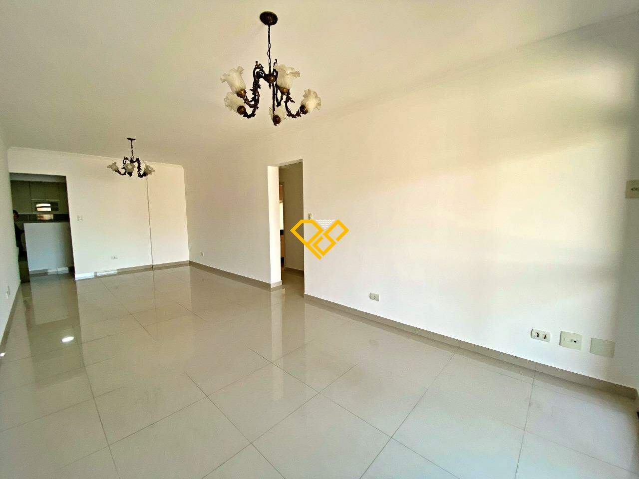 Apartamento para aluguel no Ponta da Praia: Sala