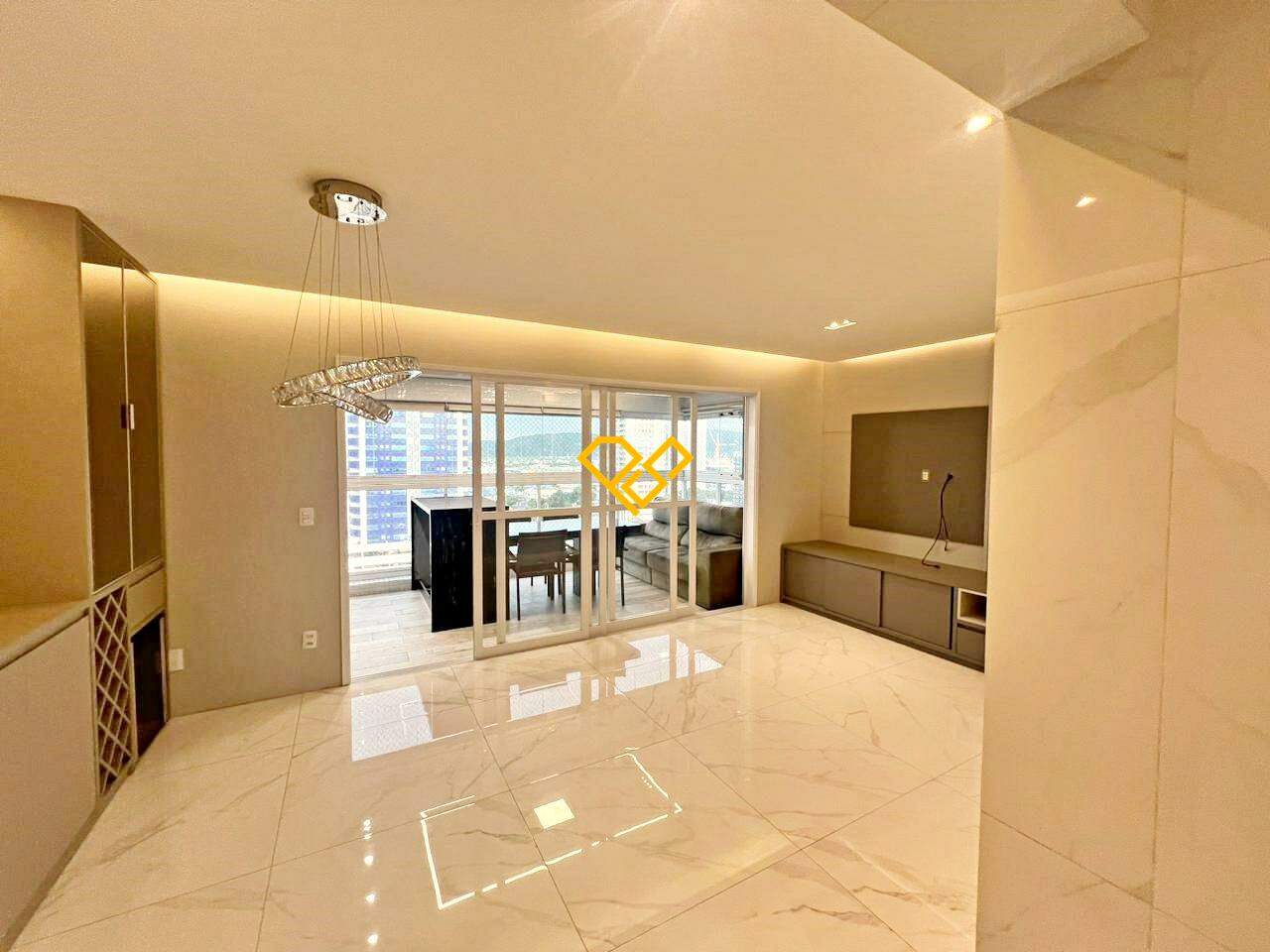 Apartamento para aluguel no Ponta da Praia: Sala