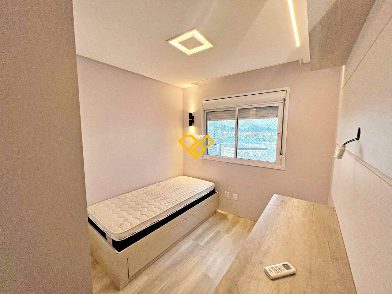 Apartamento para aluguel no Ponta da Praia: 