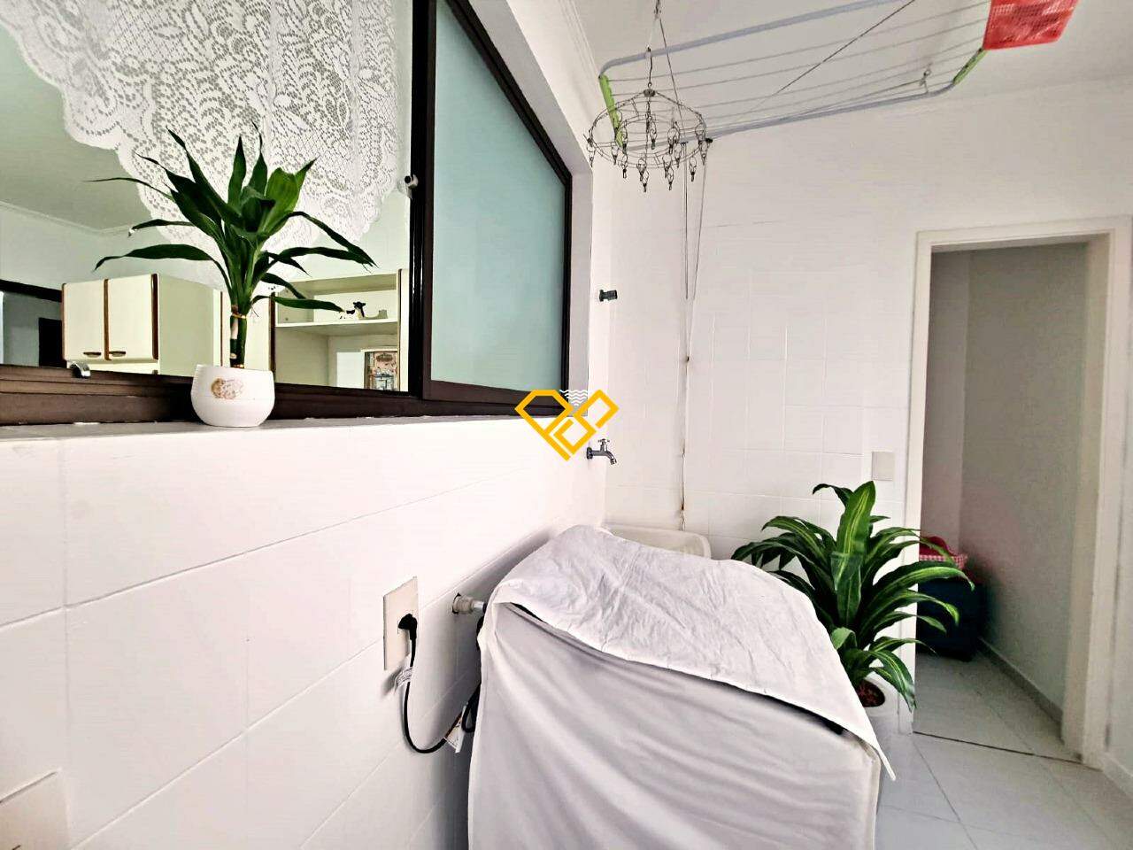 Apartamento à venda no Gonzaga: Área de serviço