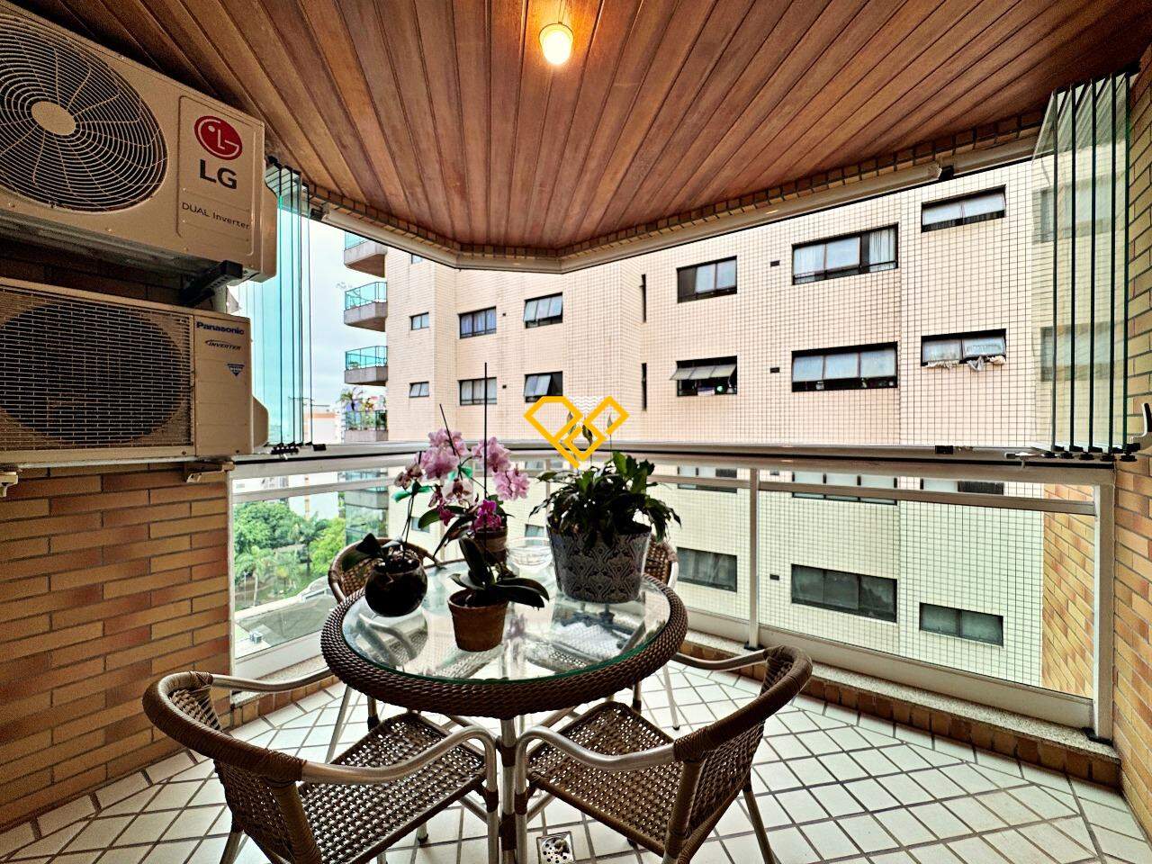 Apartamento à venda no Vila Rica: Varanda
