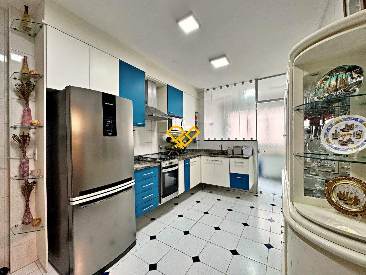 Apartamento à venda no Vila Rica: Cozinha
