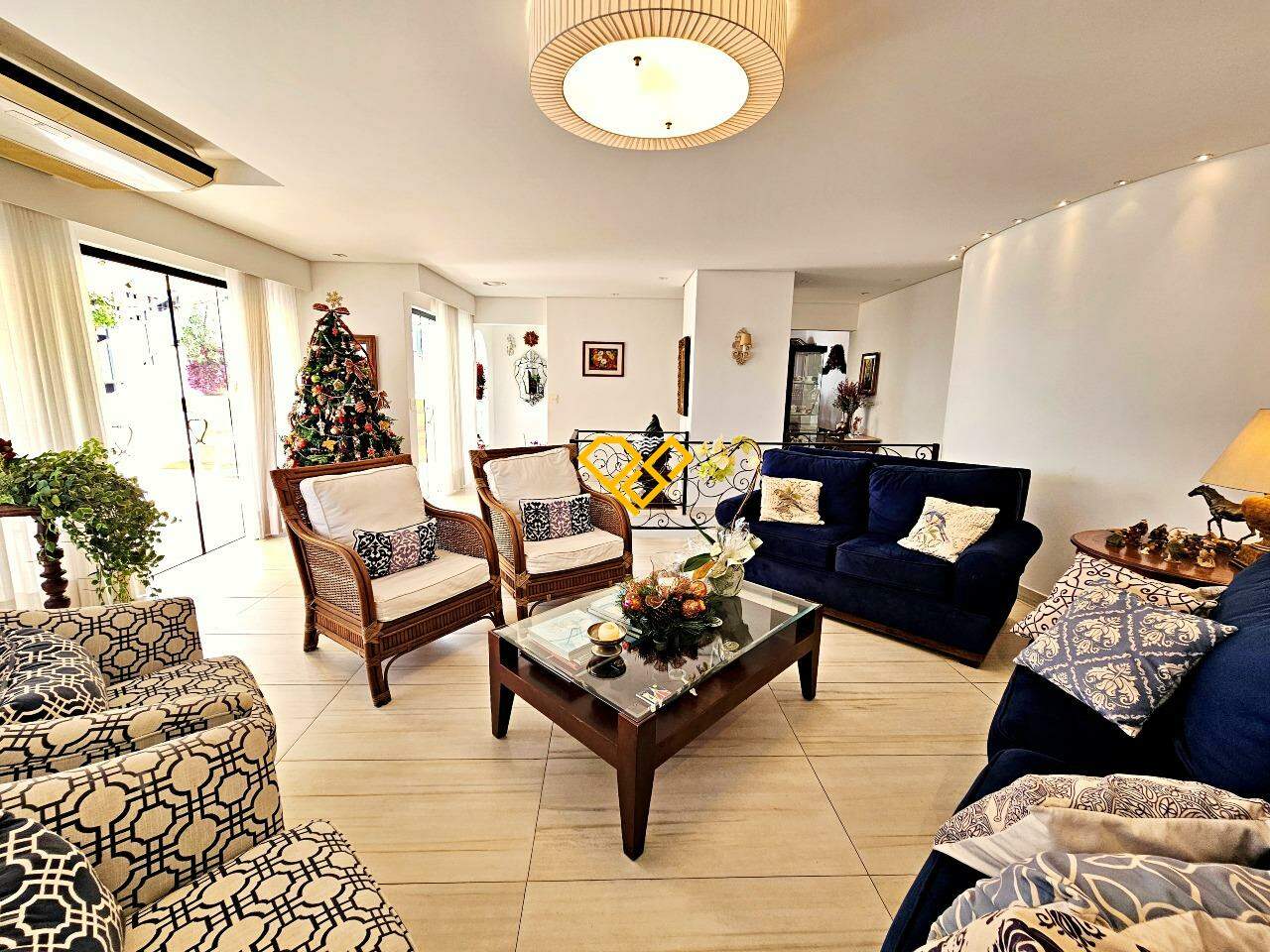 Cobertura à venda no Aparecida: Sala 2° piso