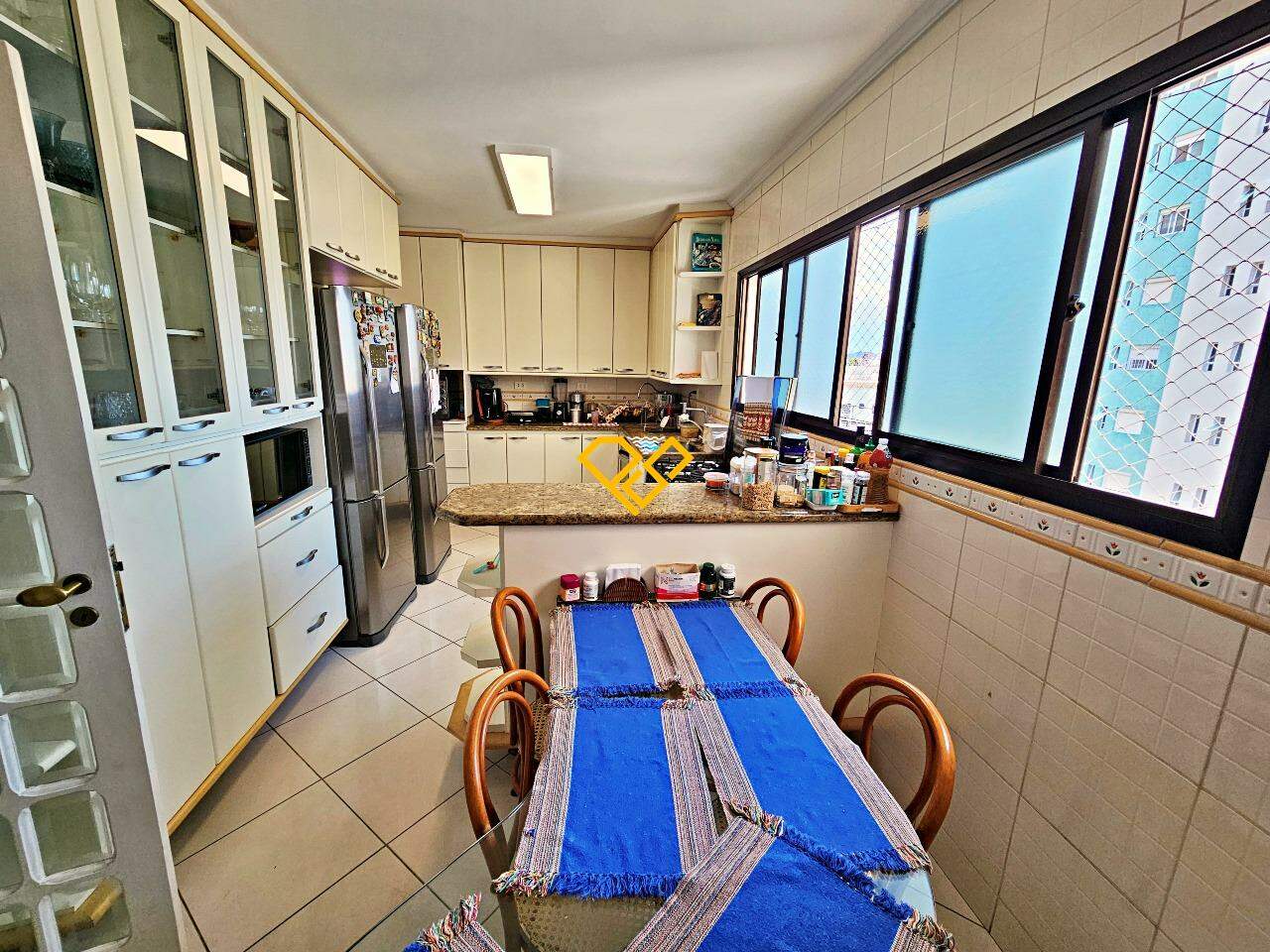 Cobertura à venda no Aparecida: Cozinha