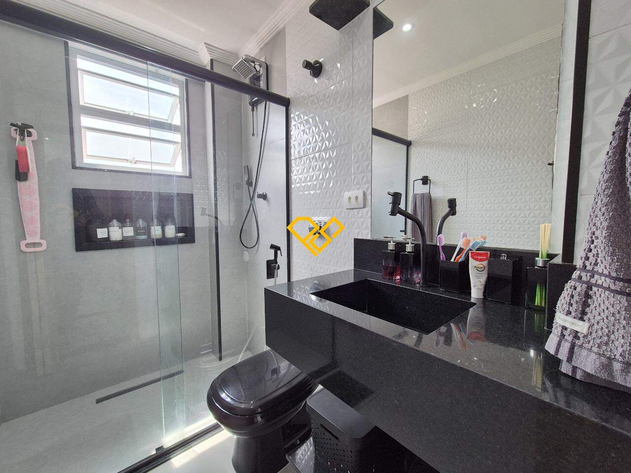 Apartamento à venda no Marapé: Wc social