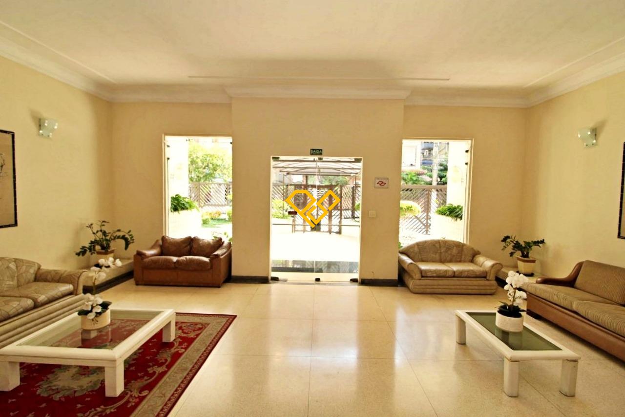 Apartamento à venda no Boqueirão: Hall social do condomínio