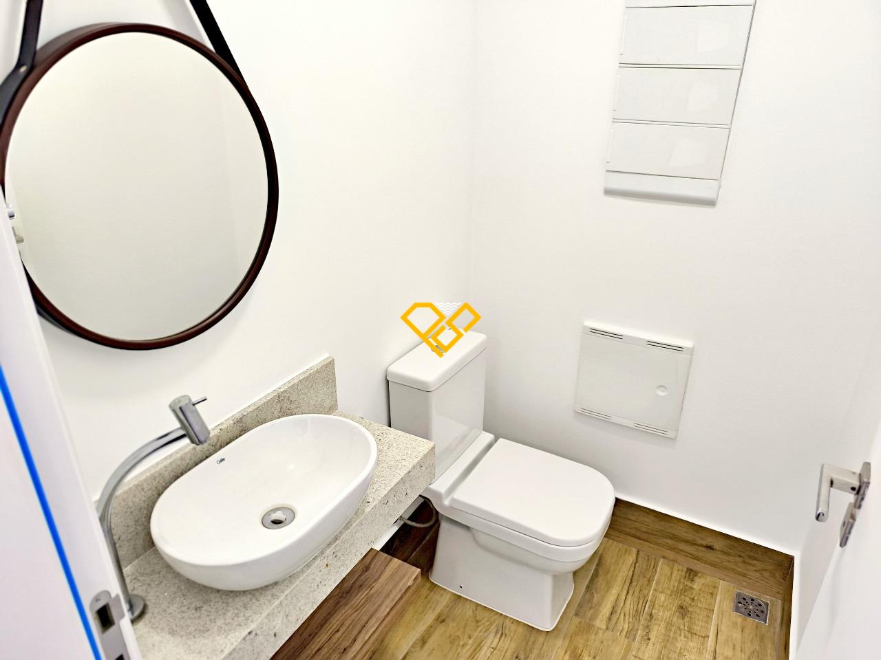 Apartamento à venda no Boqueirão: Lavabo