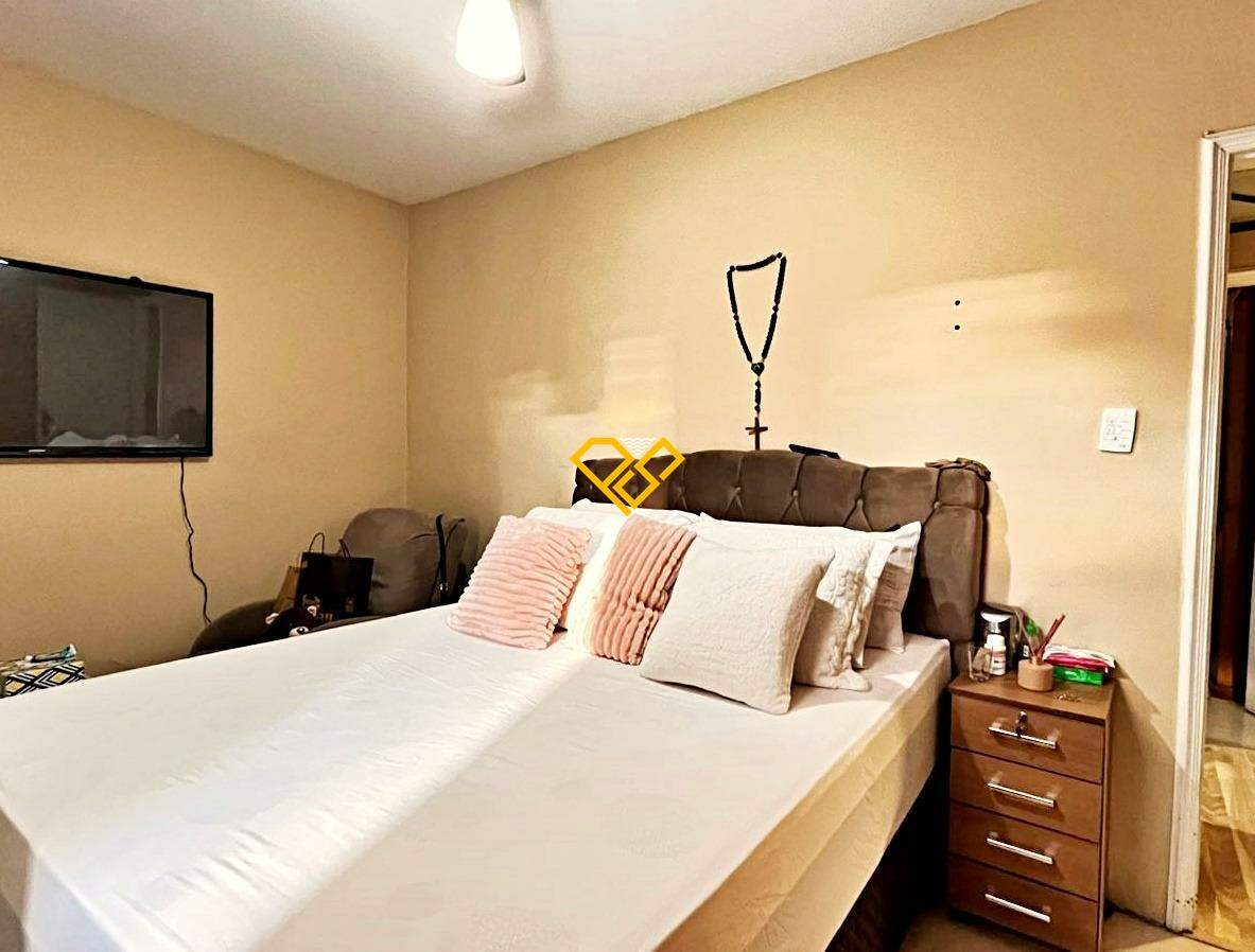 Apartamento à venda no Ponta da Praia: Dormitório 1