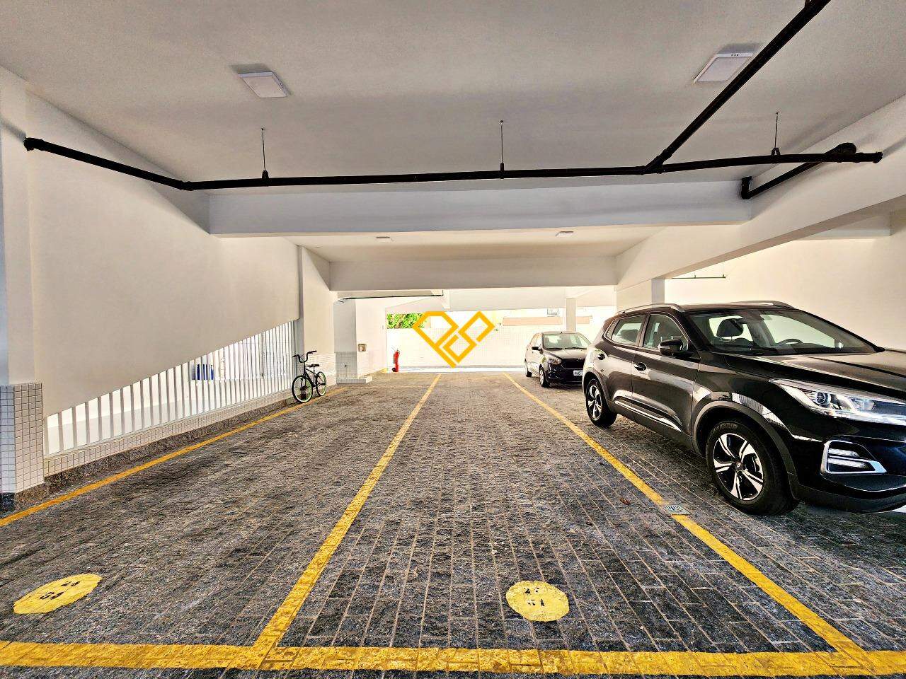 Apartamento à venda no Boqueirão: Vaga de garagem