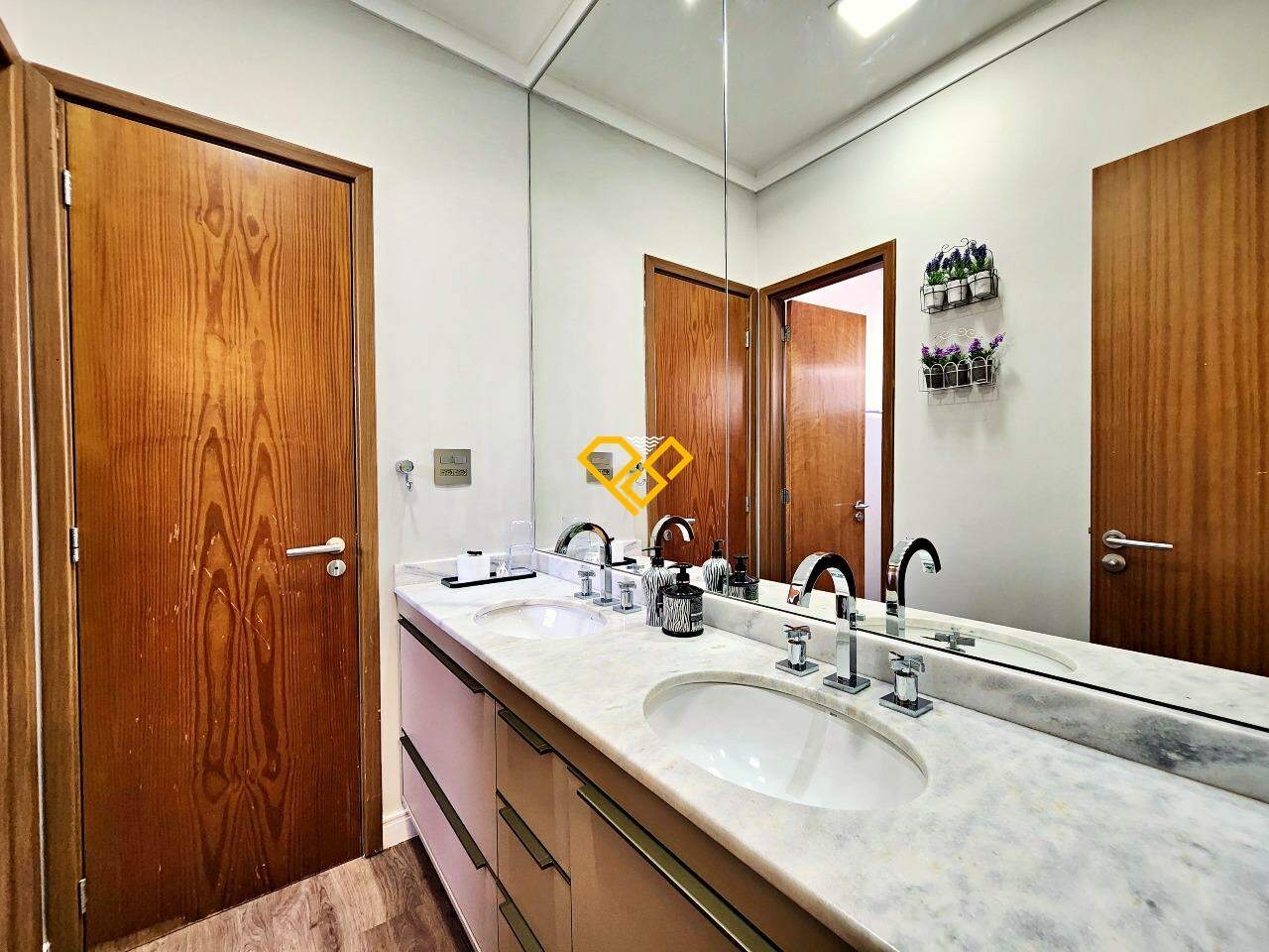 Apartamento à venda no Boqueirão: Wc suíte americana 1 e 2