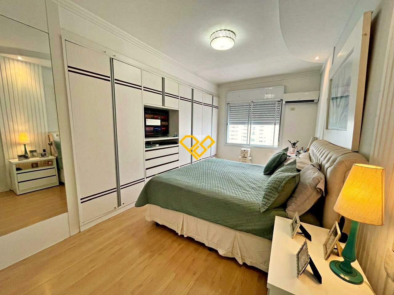 Apartamento à venda no Boqueirão: Dormitório 1 - suíte