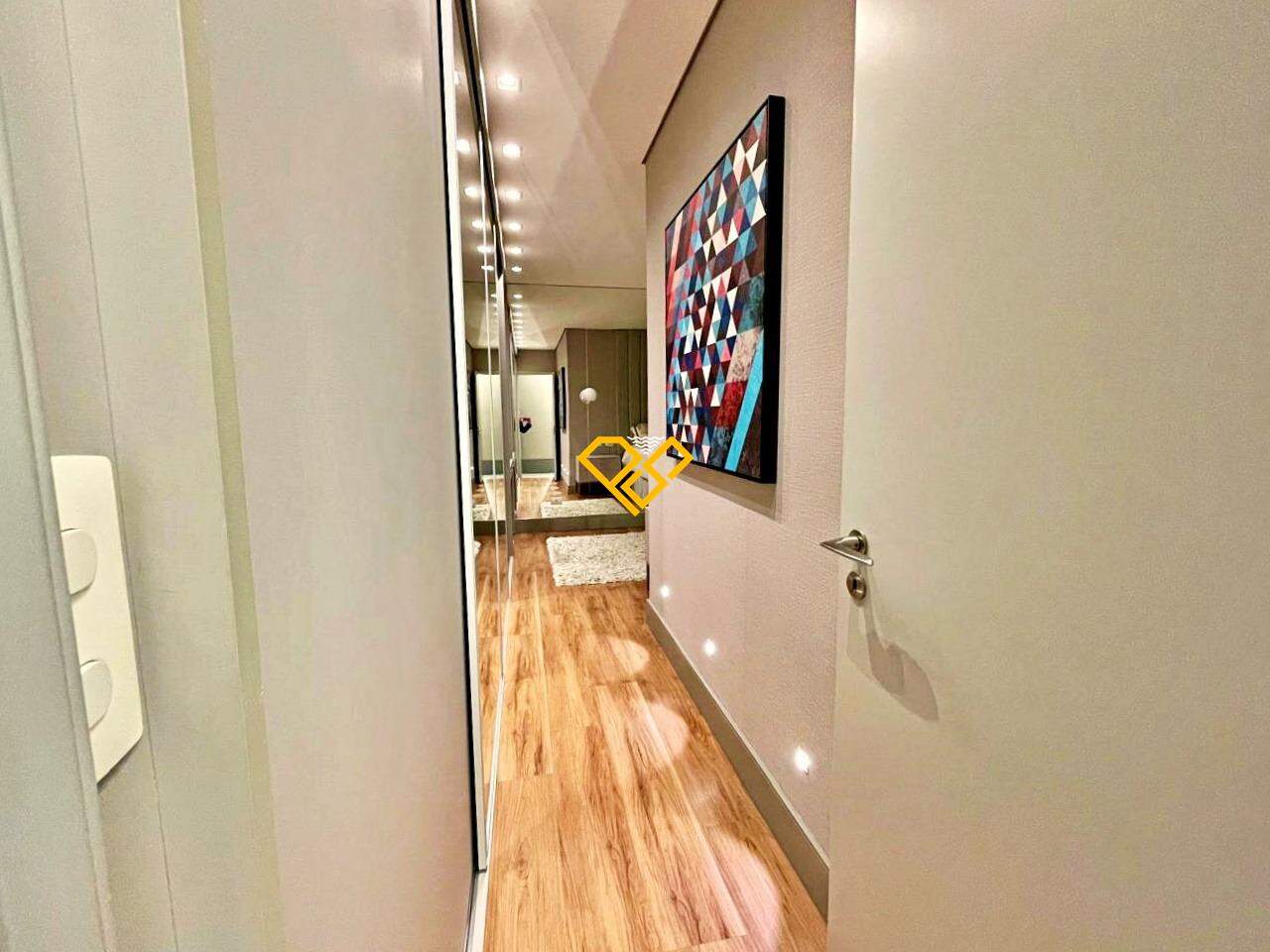 Apartamento à venda no Boqueirão: Corredor íntimo