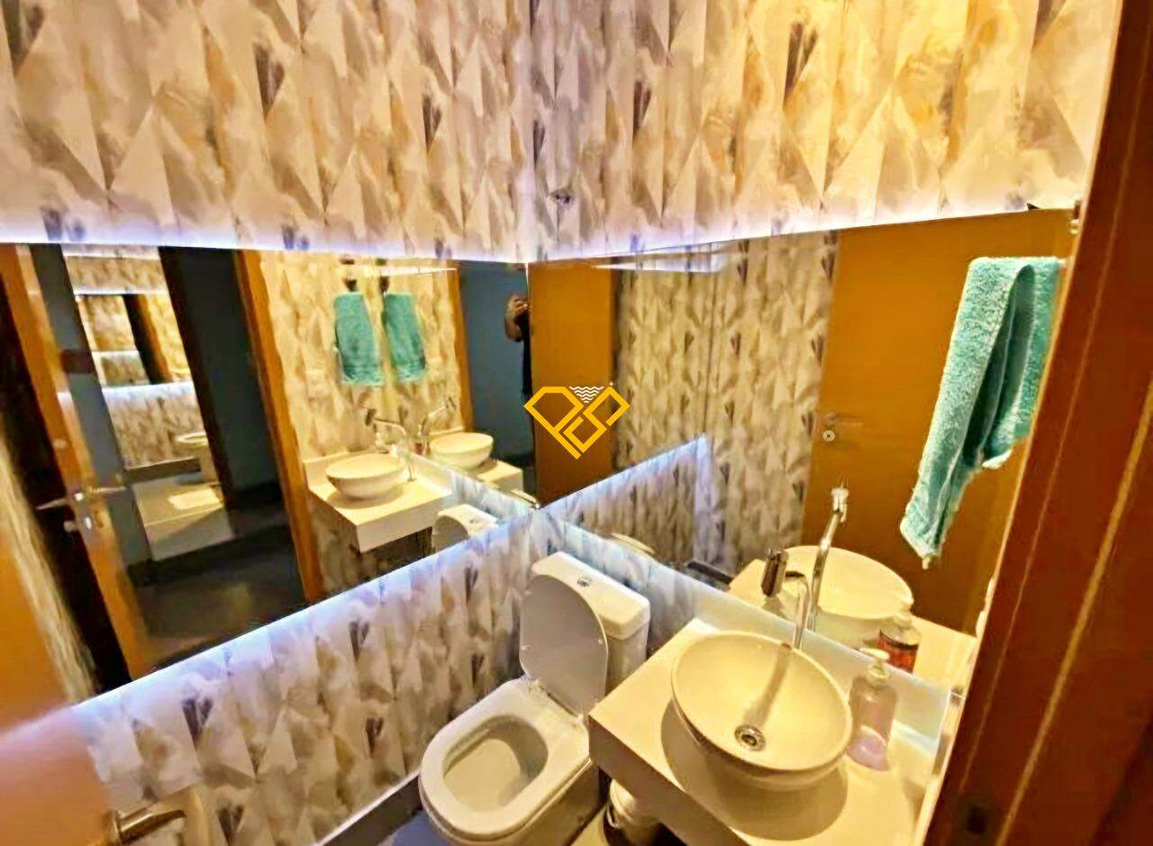 Apartamento à venda no Ponta da Praia: Lavabo