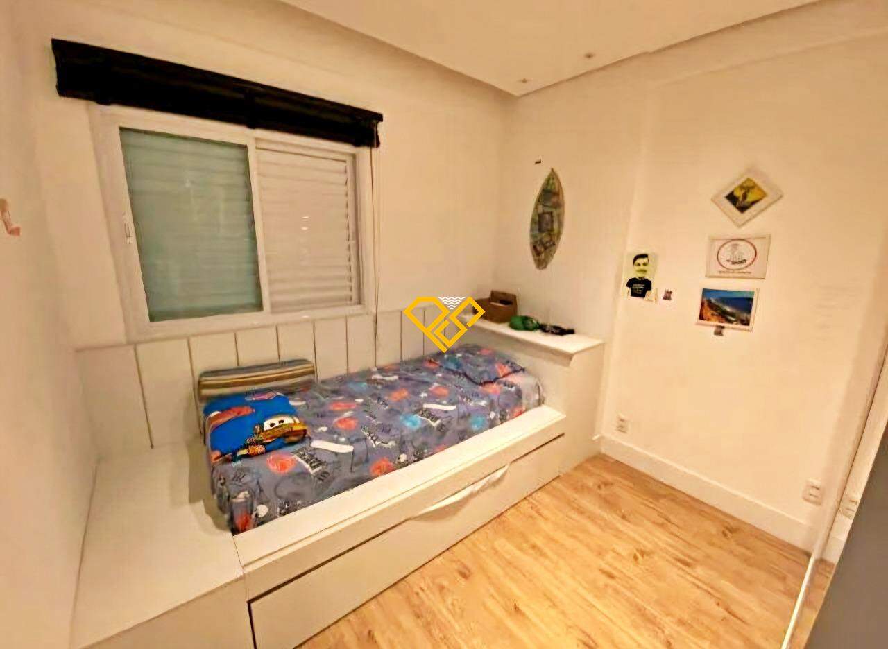 Apartamento à venda no Ponta da Praia: Suíte 2