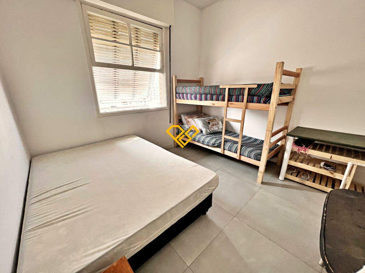 Apartamento à venda no Embaré: Dormitório