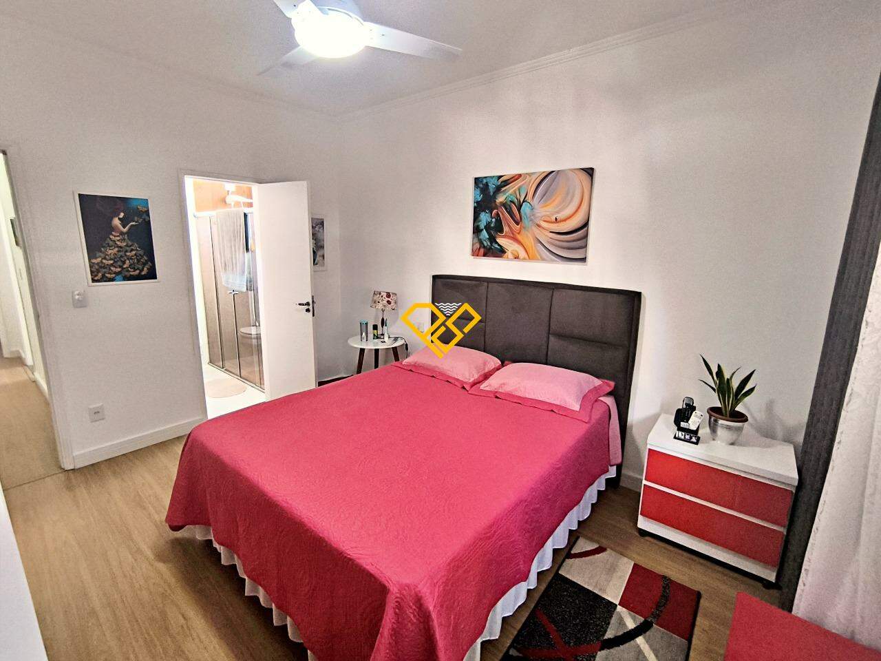 Apartamento à venda no Embaré: