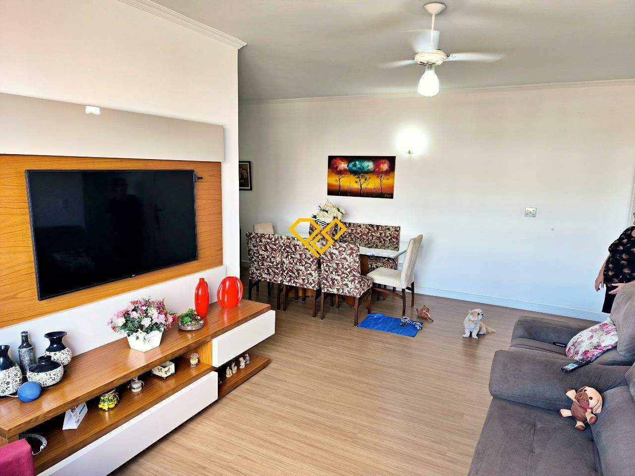 Apartamento à venda no Embaré: 