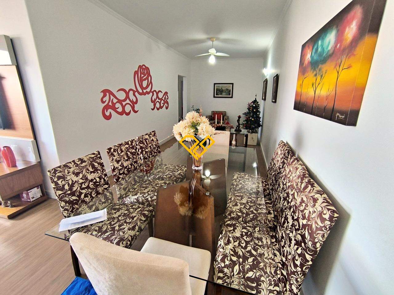 Apartamento à venda no Embaré: 