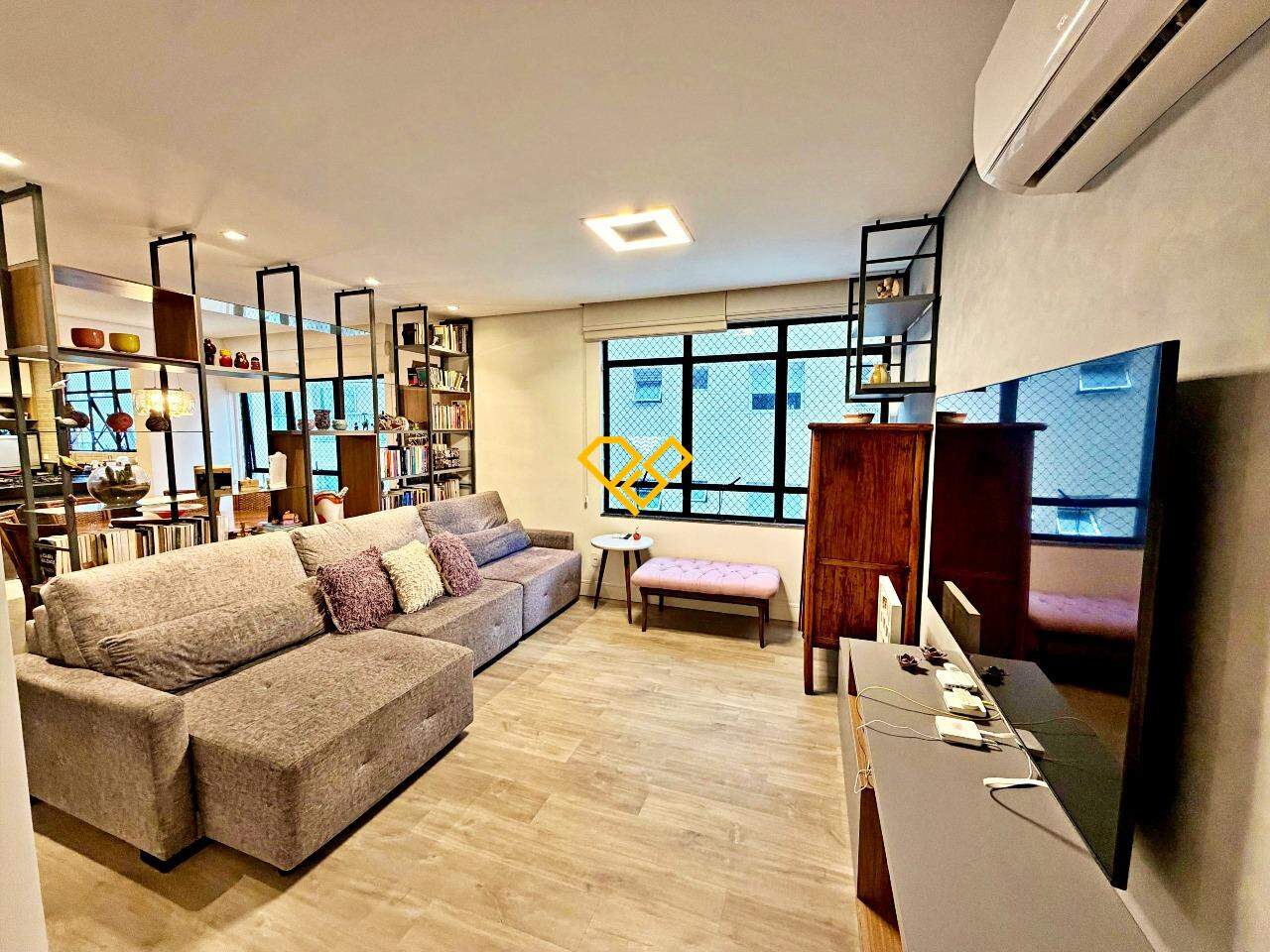 Apartamento à venda no Pompéia: Sala