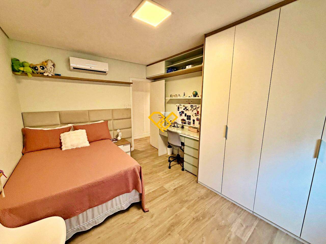 Apartamento à venda no Pompéia: Dormitório 2