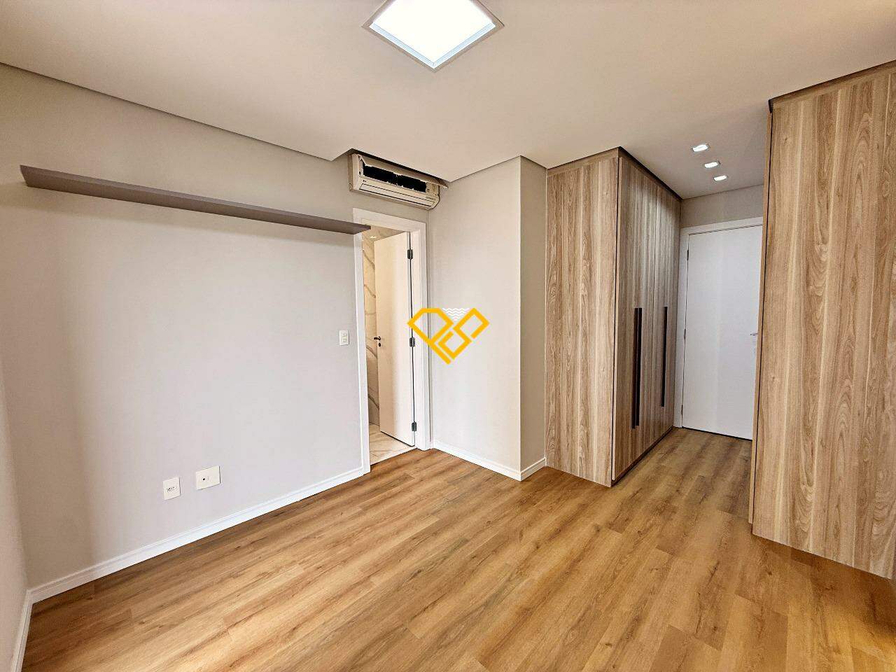 Apartamento à venda no Gonzaga: Dormitório 1 - suíte master