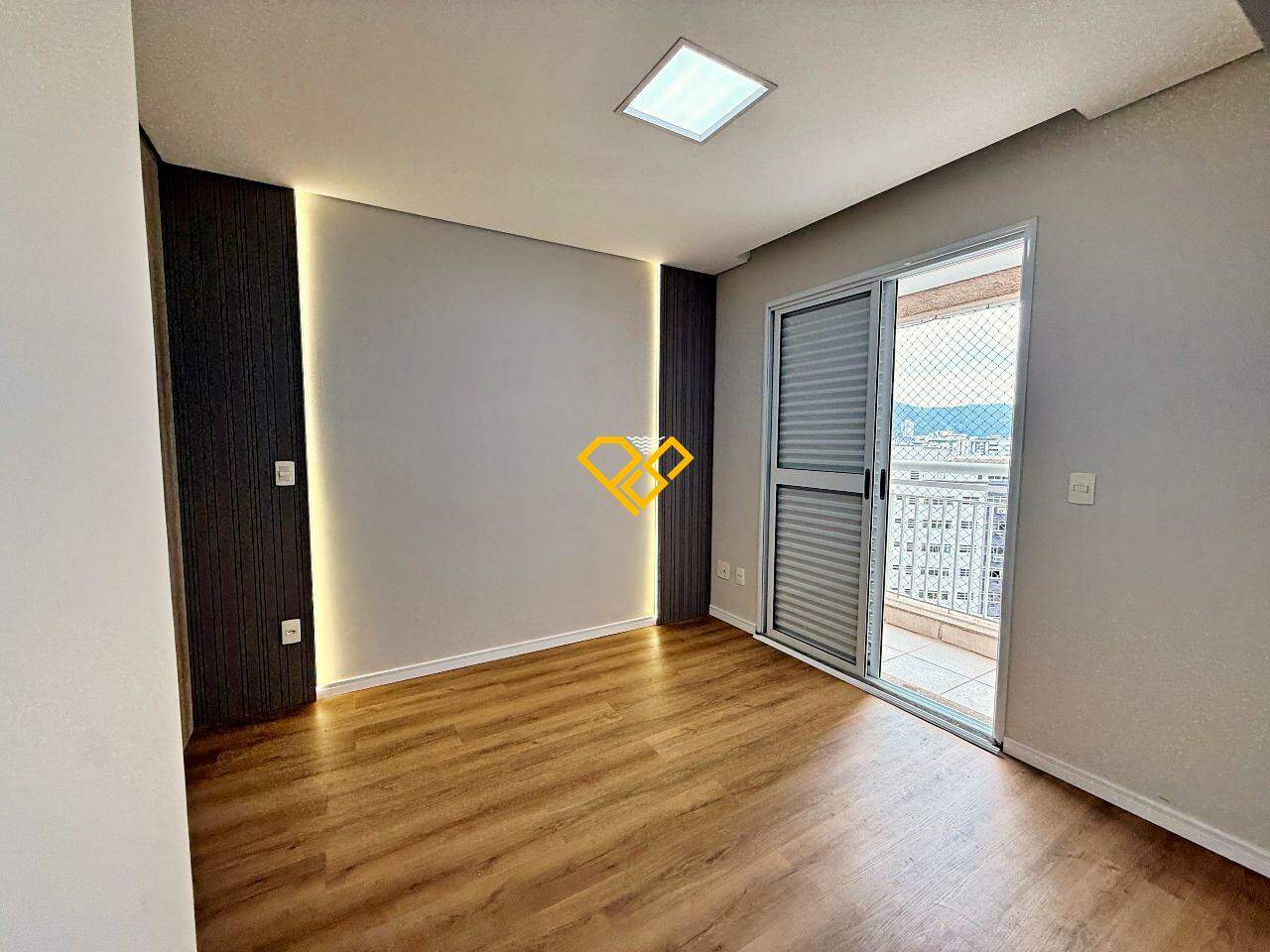 Apartamento à venda no Gonzaga: Dormitório 1 - suíte master