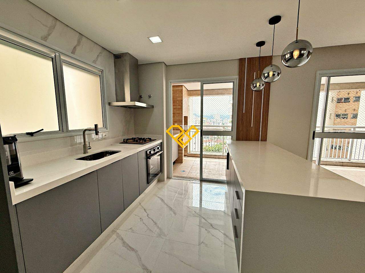 Apartamento à venda no Gonzaga: Cozinha