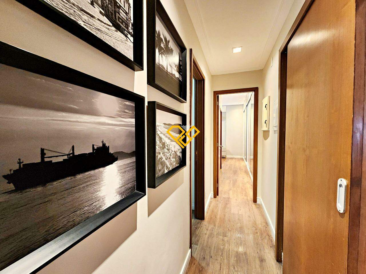 Apartamento para aluguel no Boqueirão: Corredor íntimo