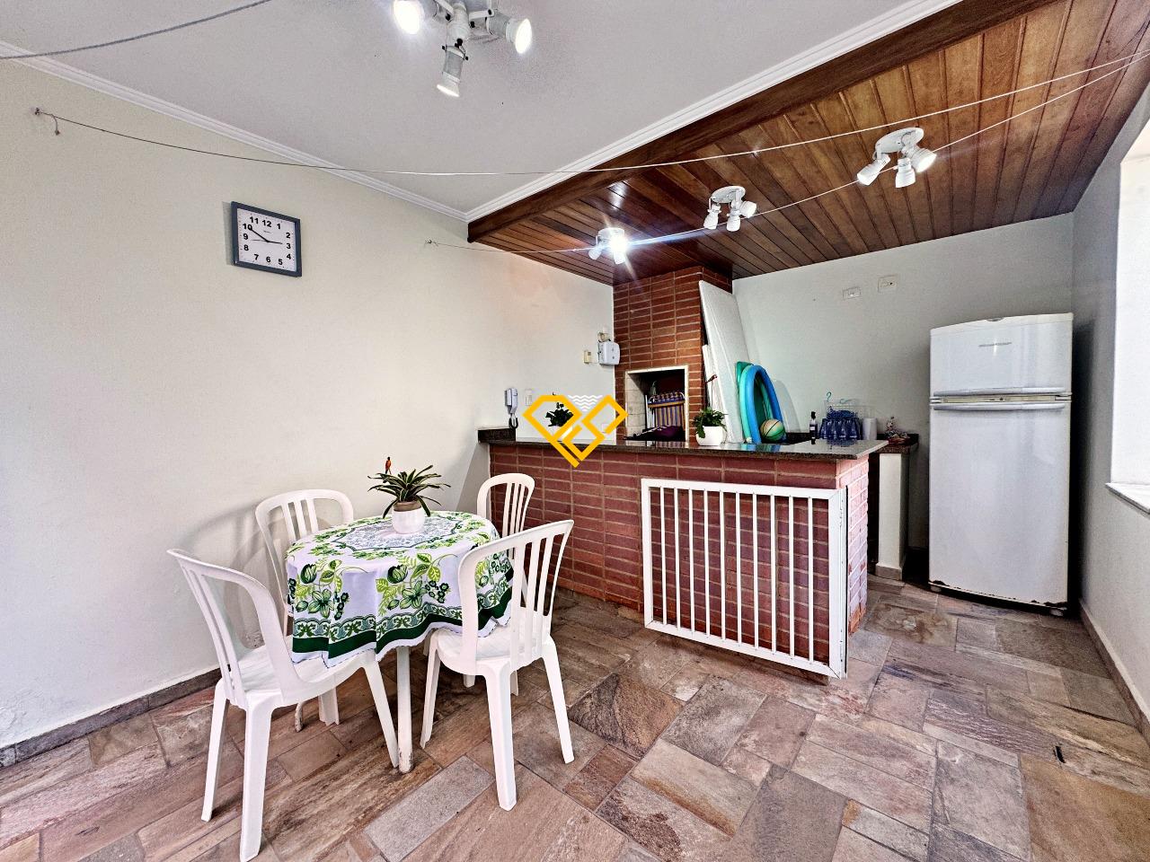 Sobrado à venda no Embaré: 