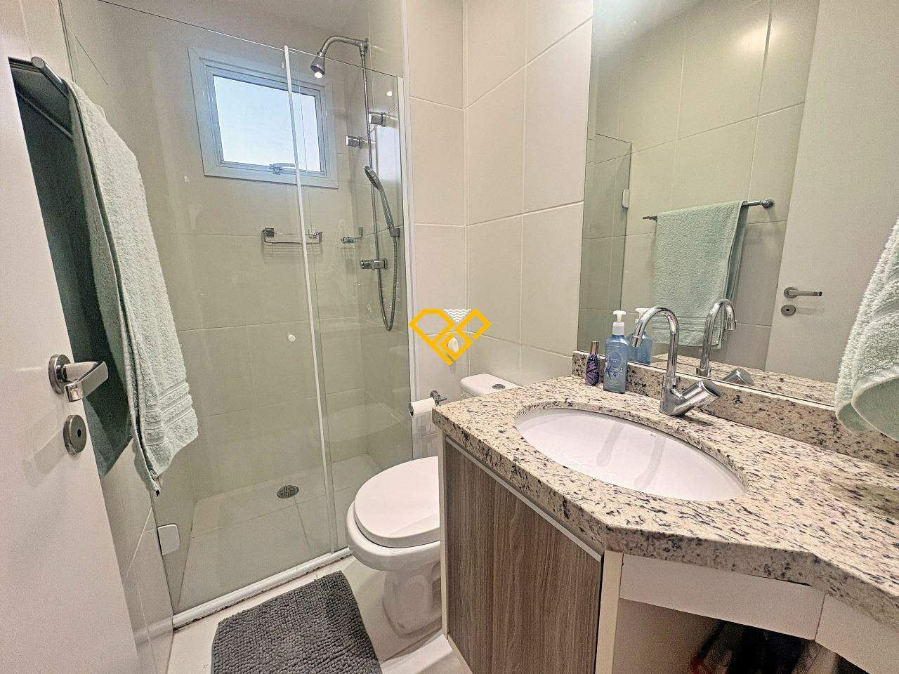 Apartamento à venda no José Menino: Wc social