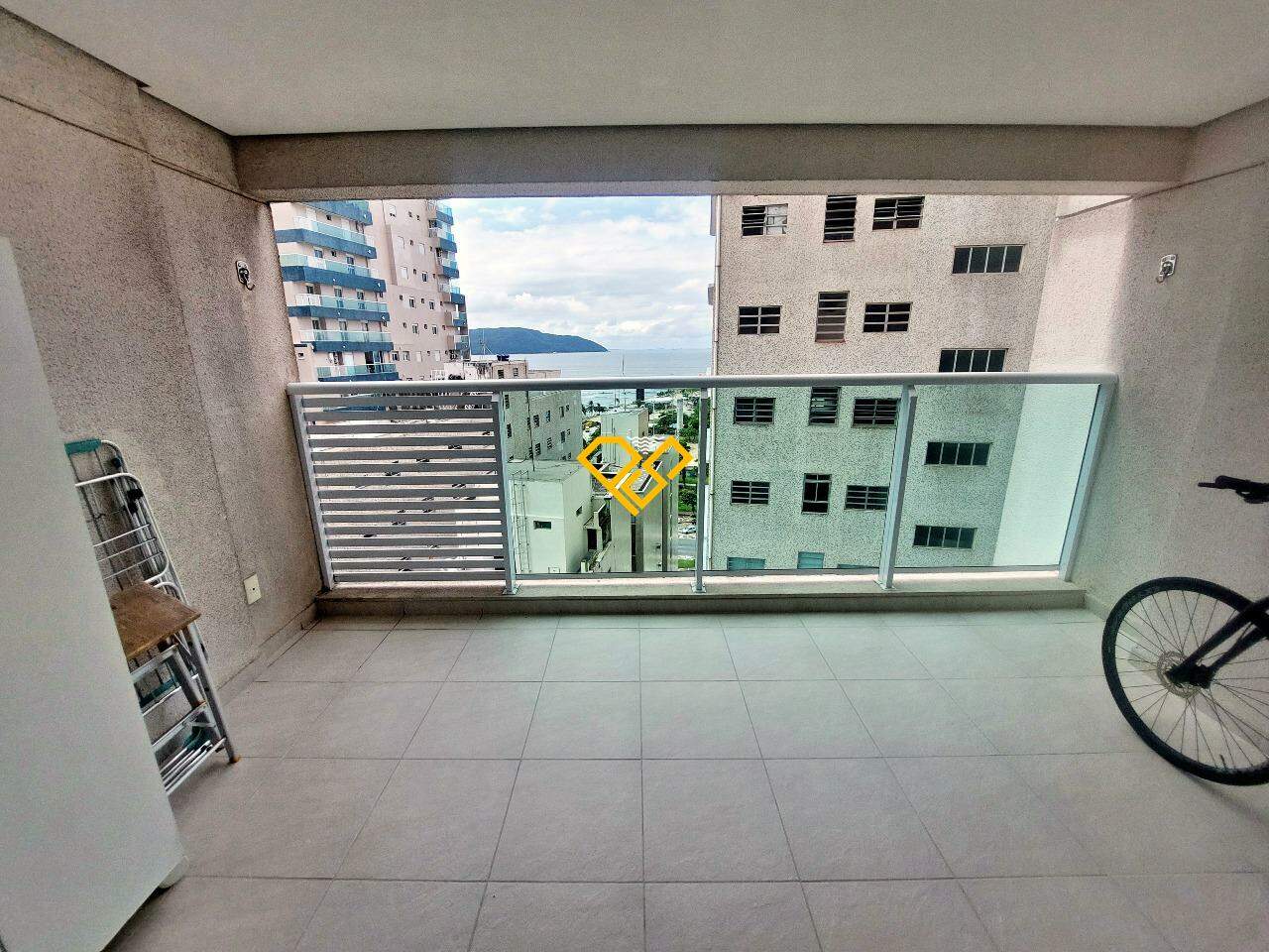 Apartamento à venda no José Menino: Varanda