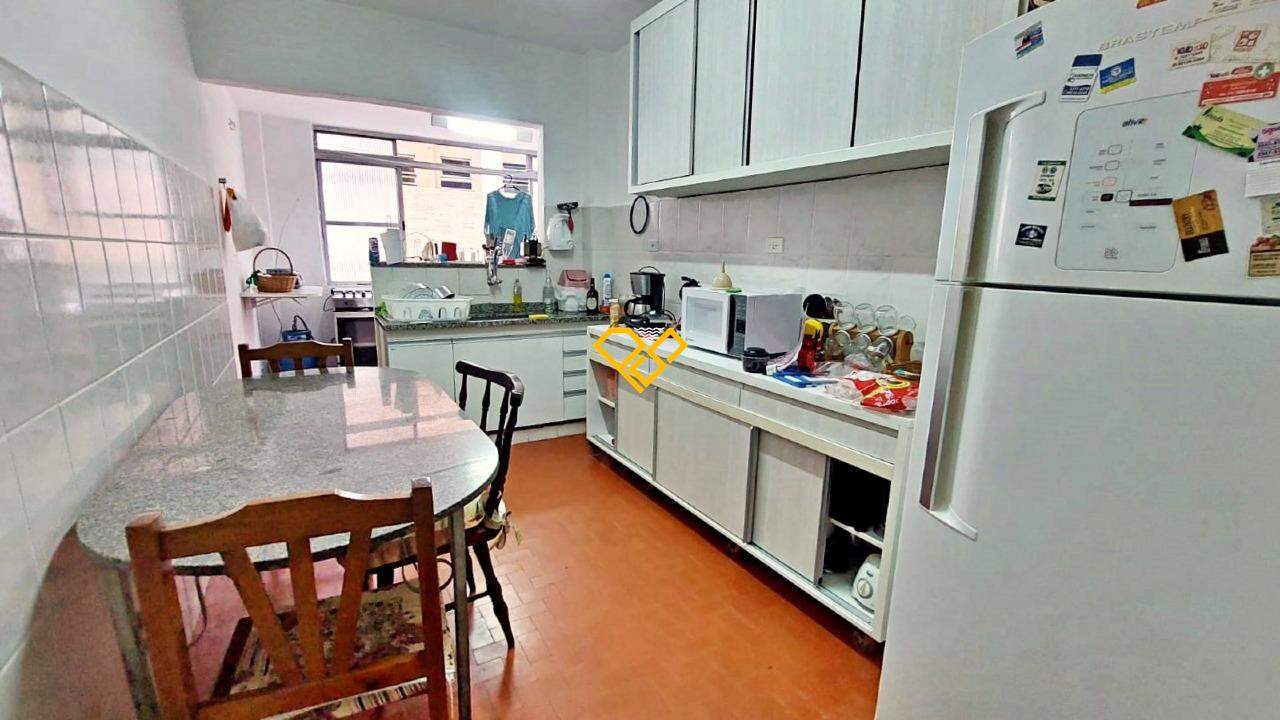 Apartamento à venda no Ponta da Praia: 