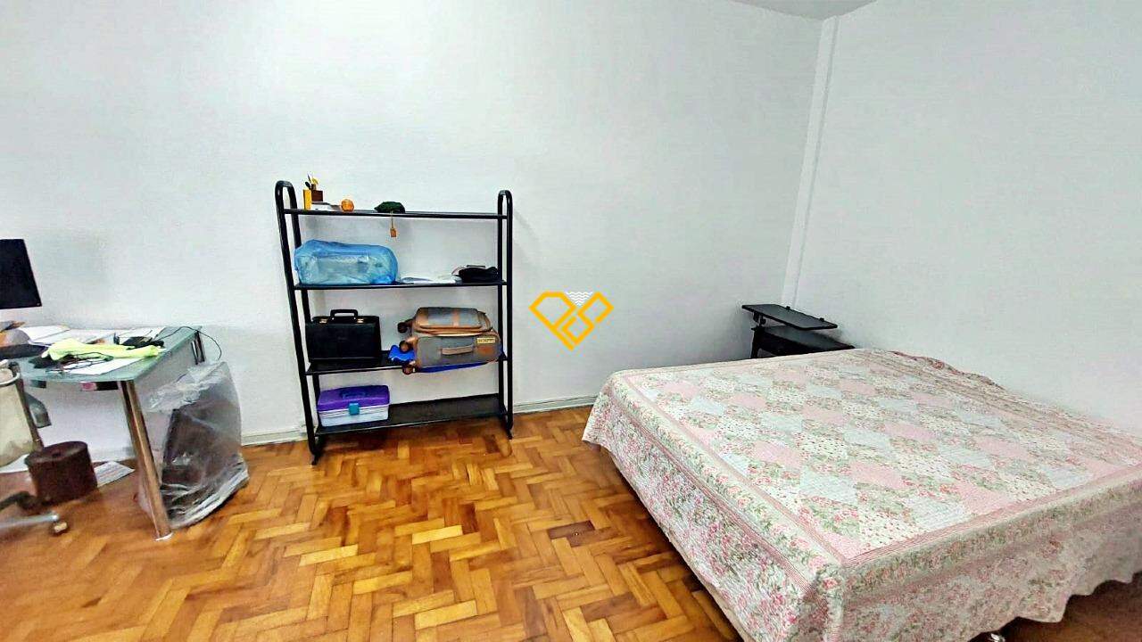 Apartamento à venda no Ponta da Praia: 