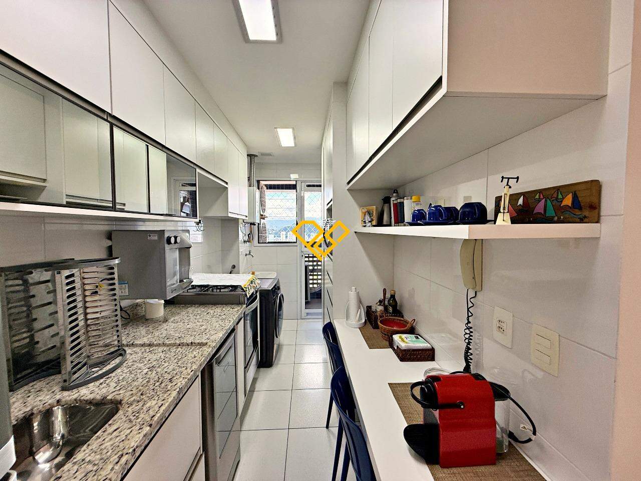 Apartamento à venda no Gonzaga: Cozinha
