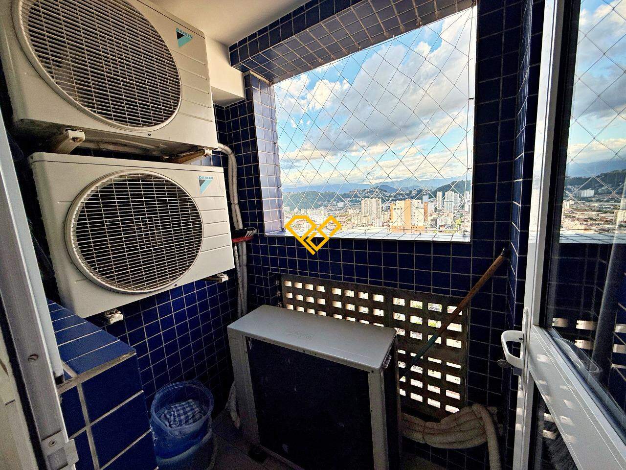 Apartamento à venda no Gonzaga: Área técnica