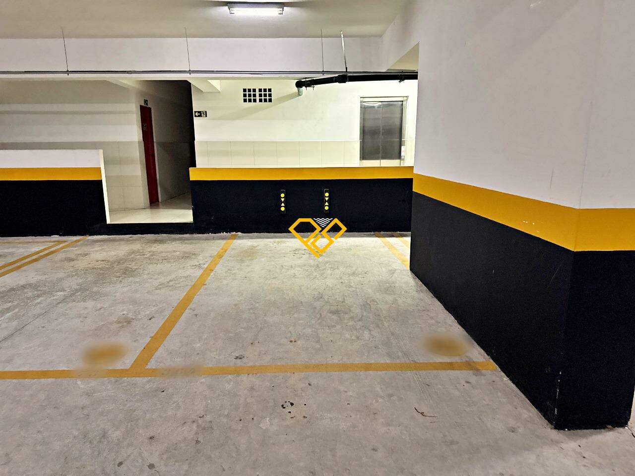 Apartamento à venda no Gonzaga: Garagem