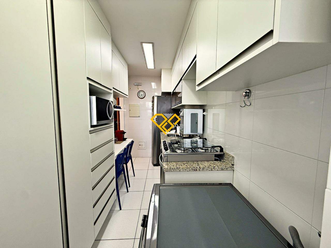 Apartamento à venda no Gonzaga: Cozinha