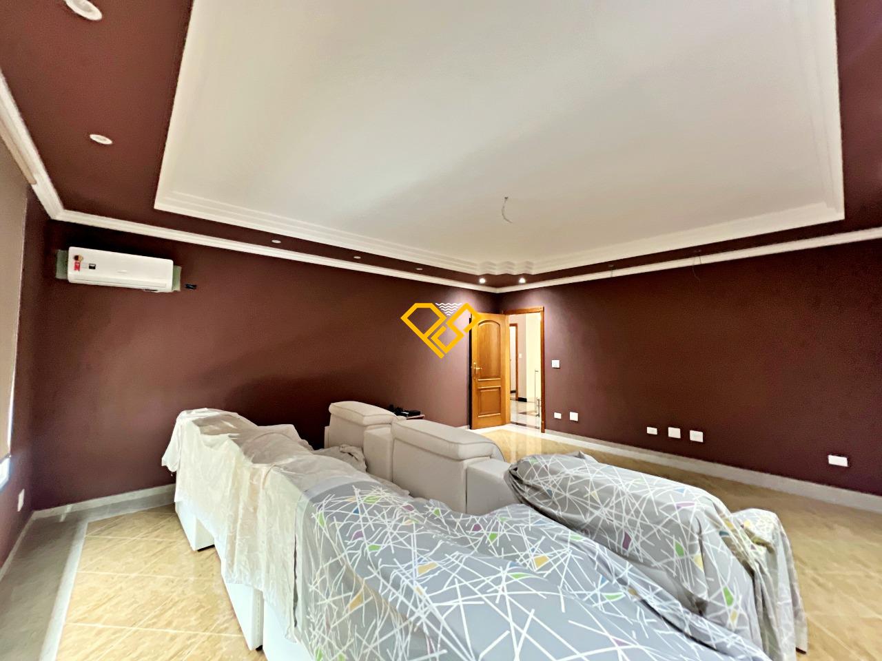 Casa à venda no Santa Terezinha: 