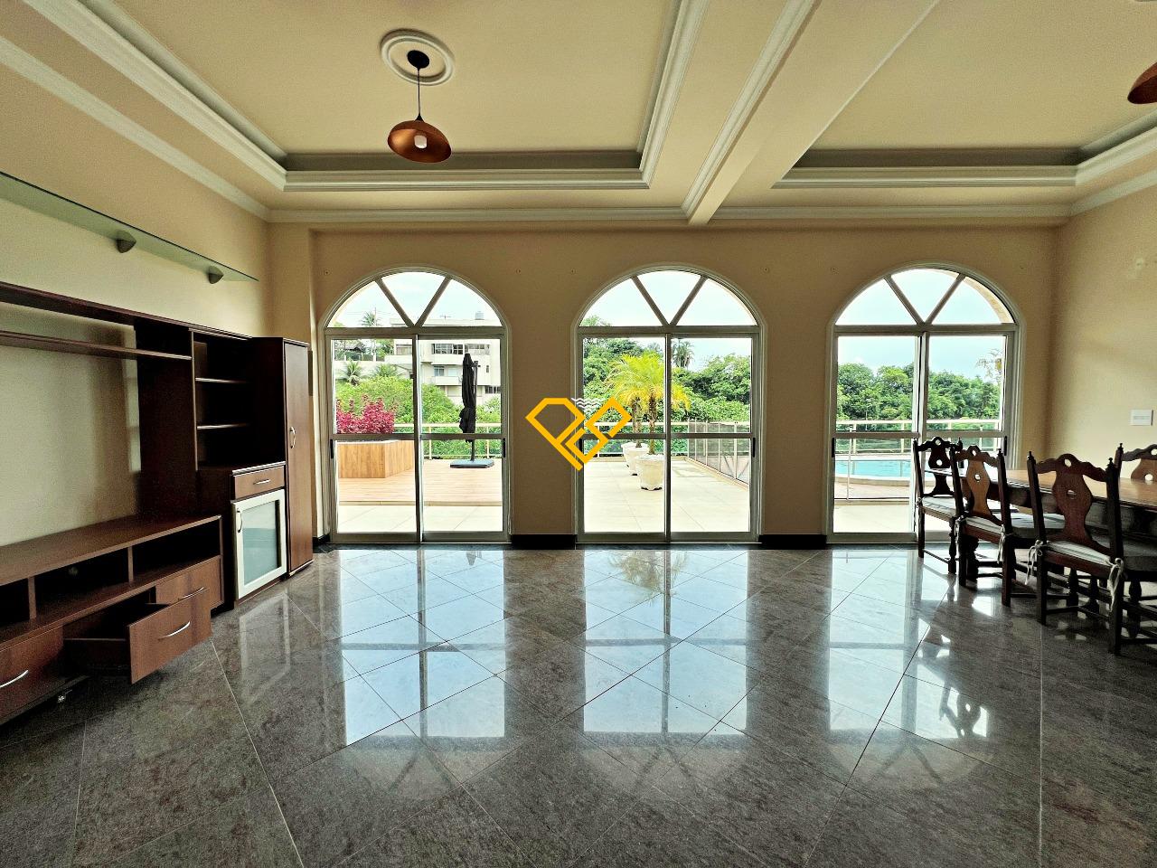 Casa à venda no Santa Terezinha: Salão de festas com acesso a piscina