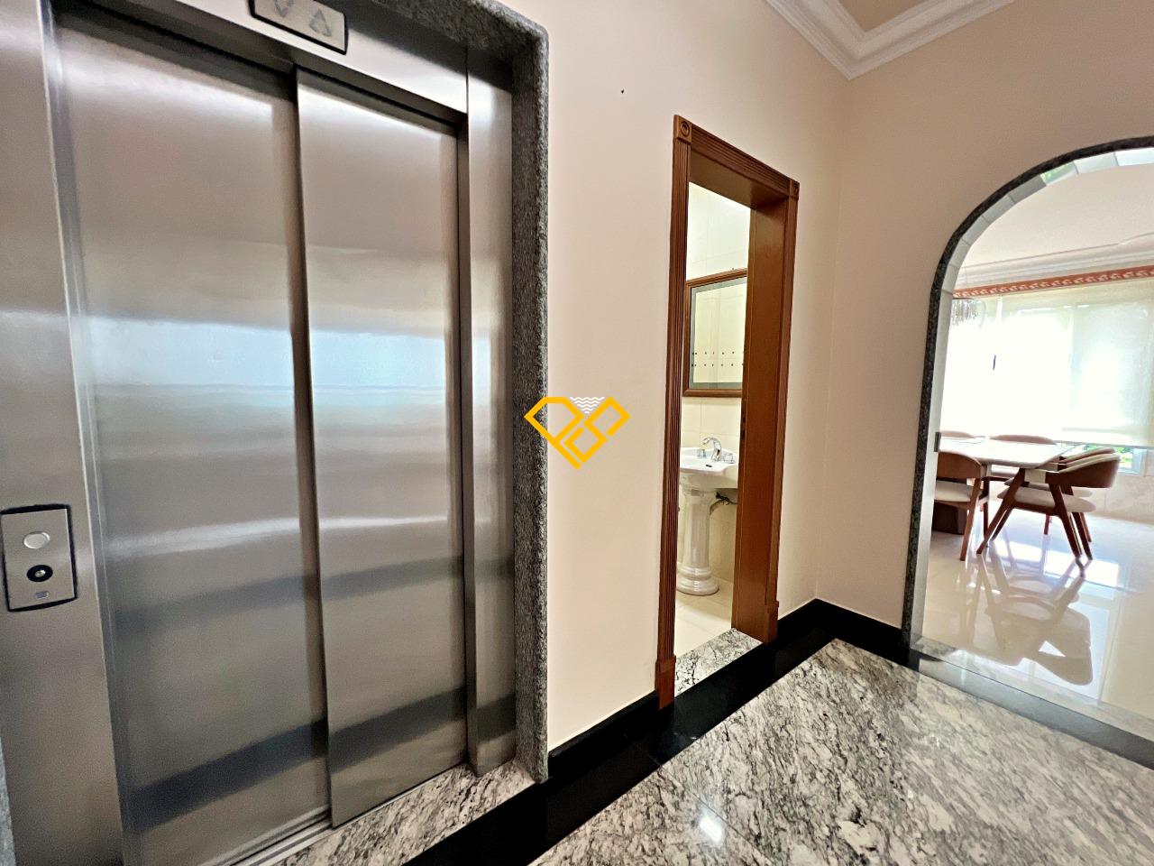 Casa à venda no Santa Terezinha: Acesso a copa