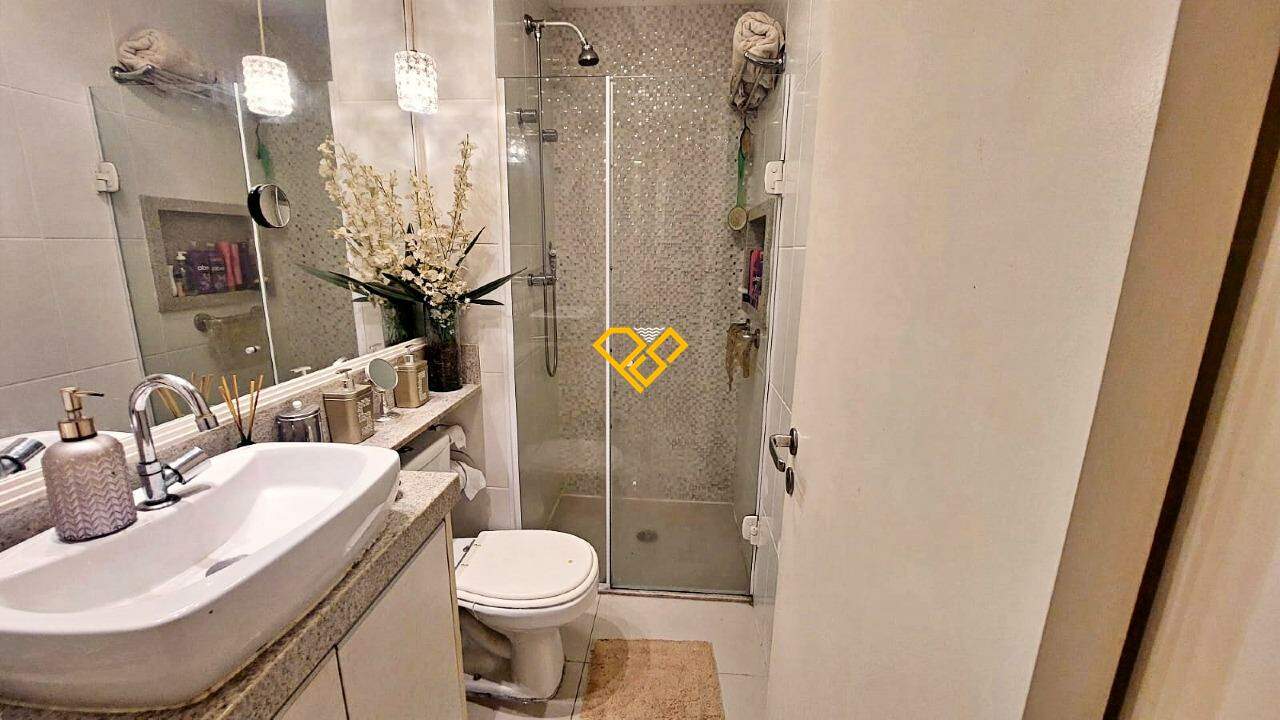 Apartamento à venda no José Menino: Wc social