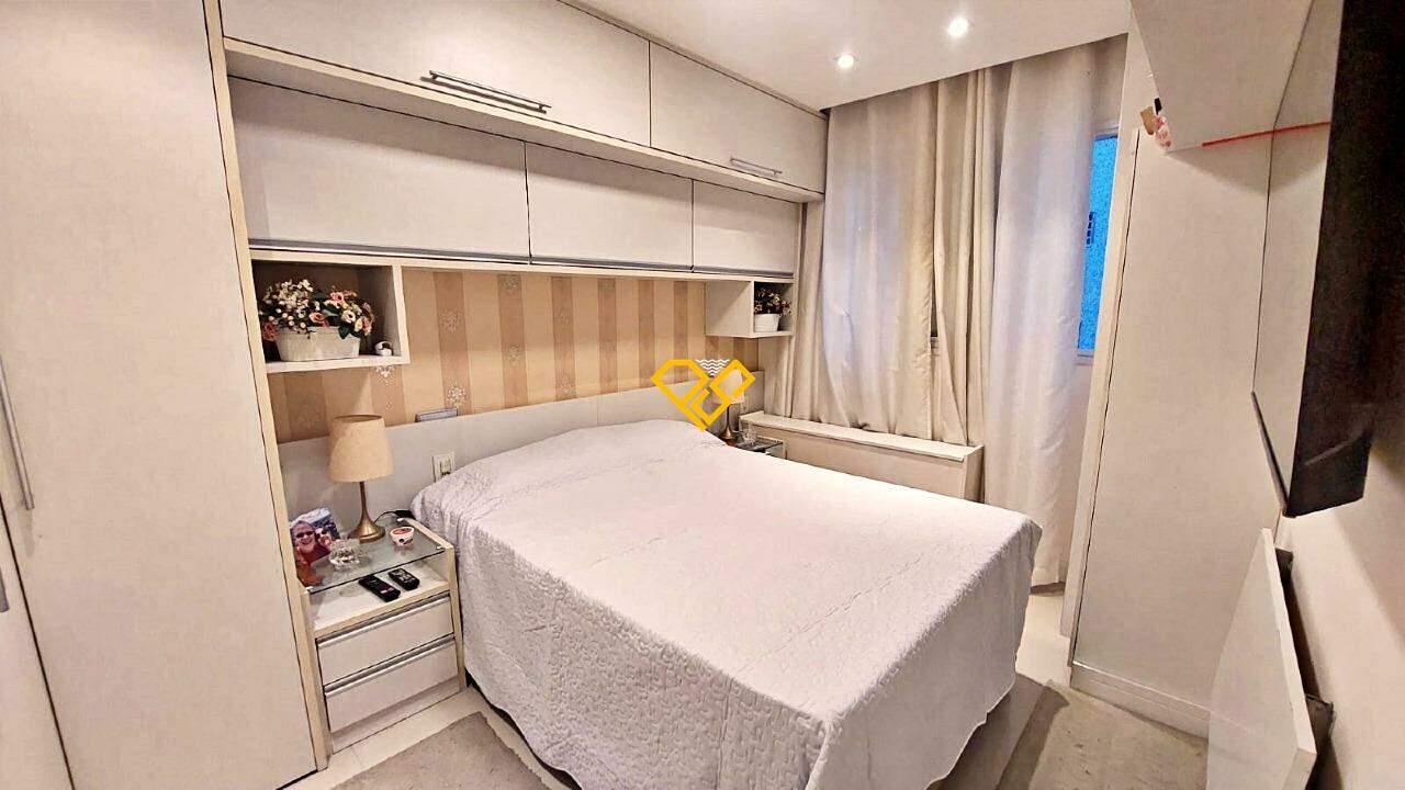 Apartamento à venda no José Menino: Dormitório